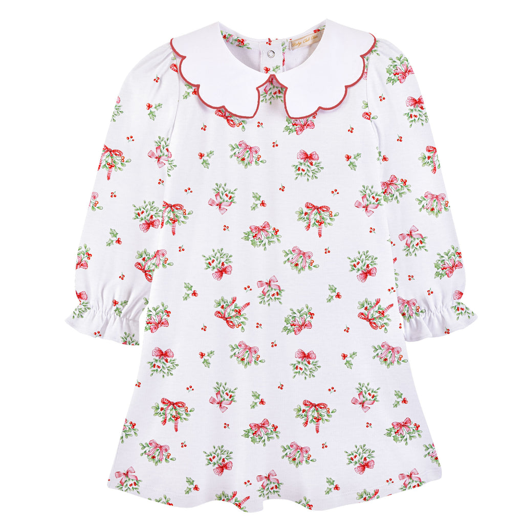 Mistletoe Kisses Scalloped Gown