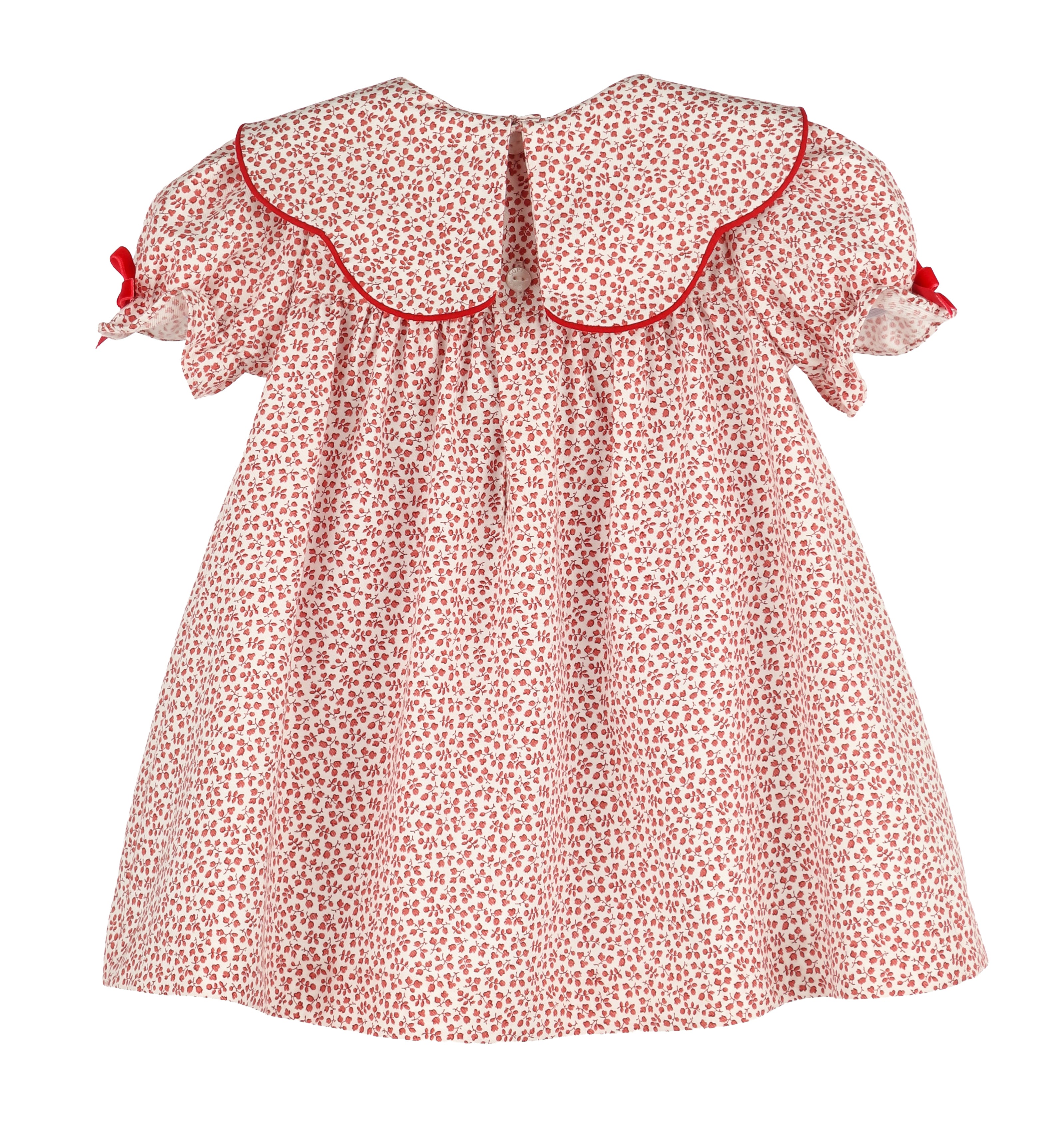 Lilly Scalloped Neck