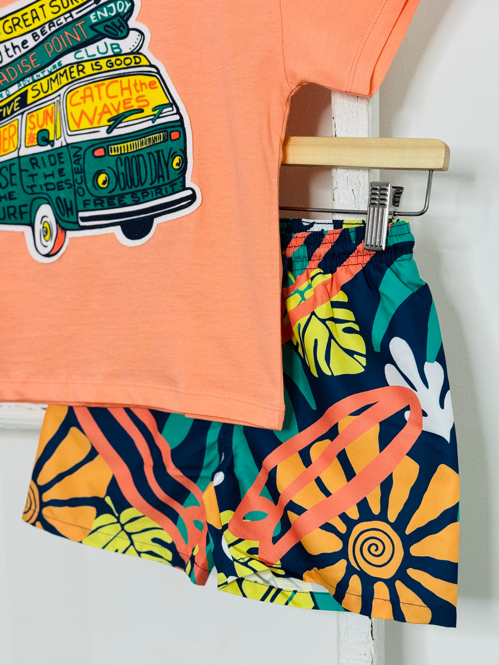 Catch The Waves Swim Set