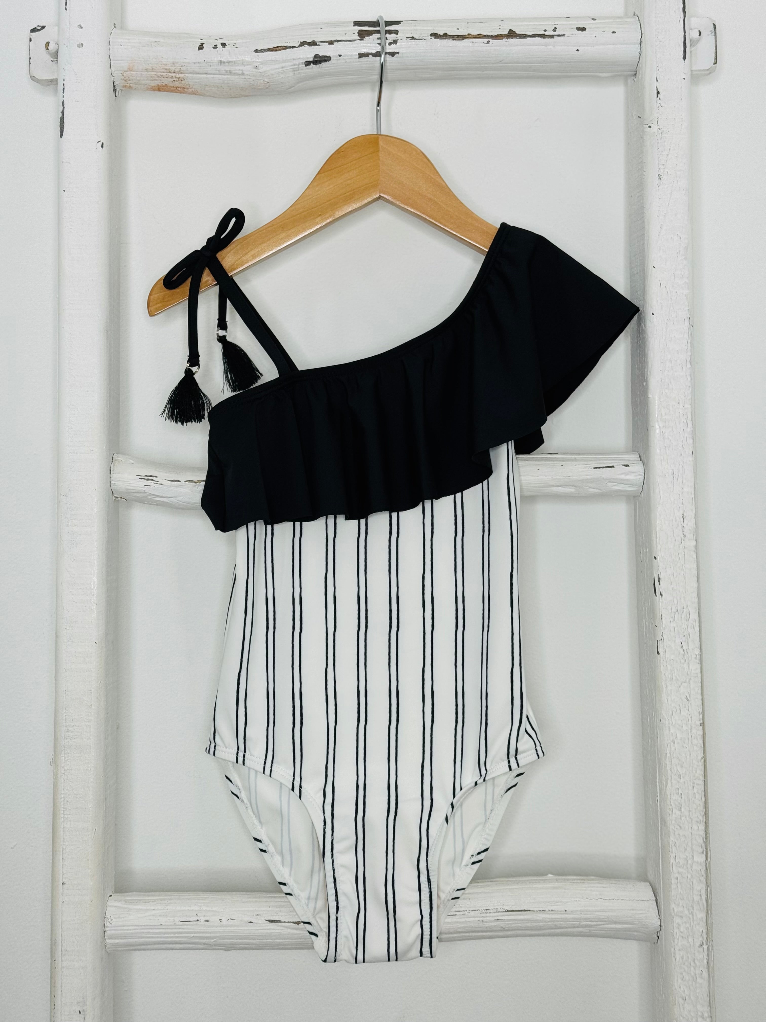 One Shoulder Stripes One piece