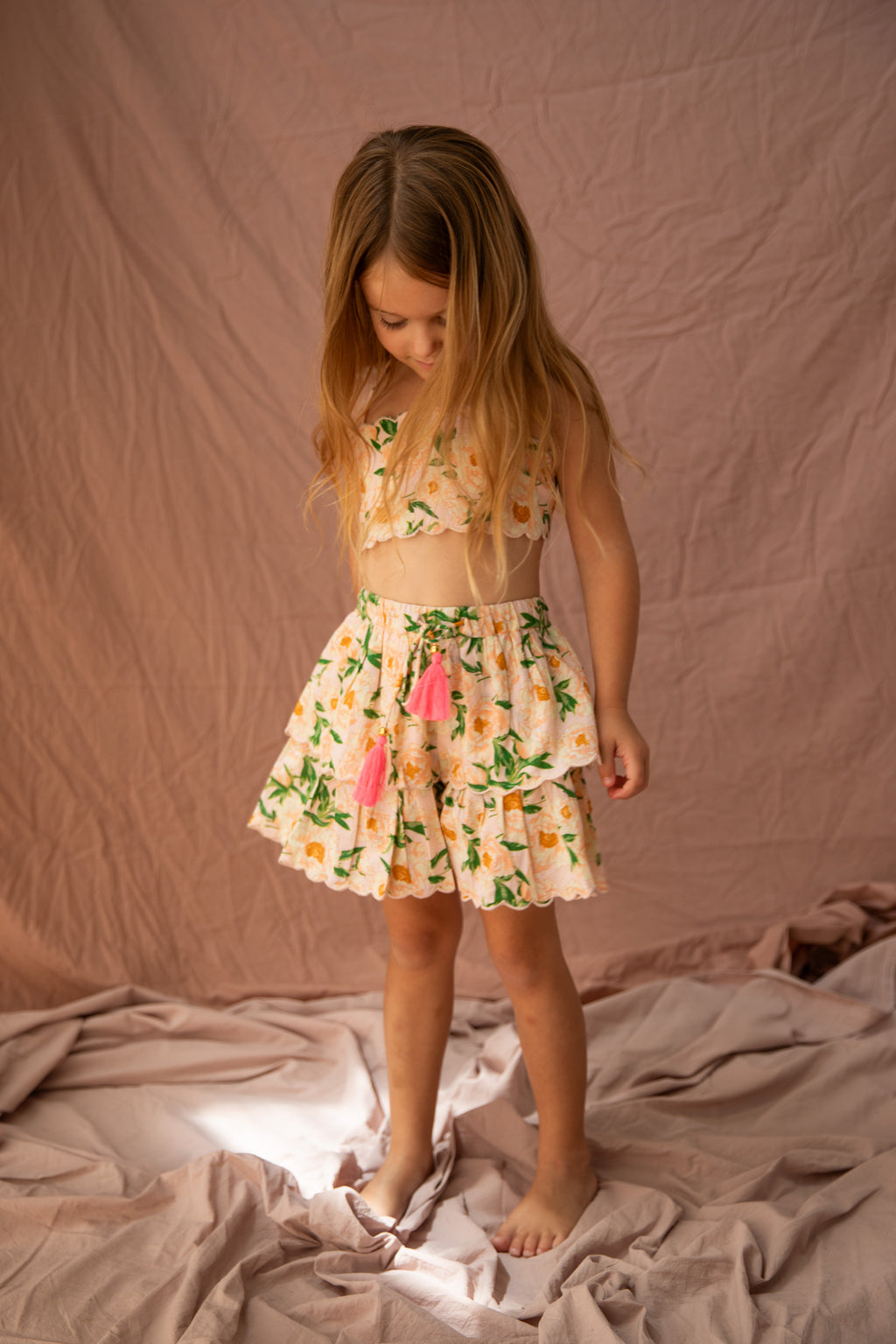 Rose Bouquet with Tassels Short Set